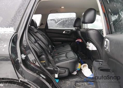 2015 Nissan Pathfinder Sl z USA, uszkodzony, nr VIN 5N1AR2MN4FC658810